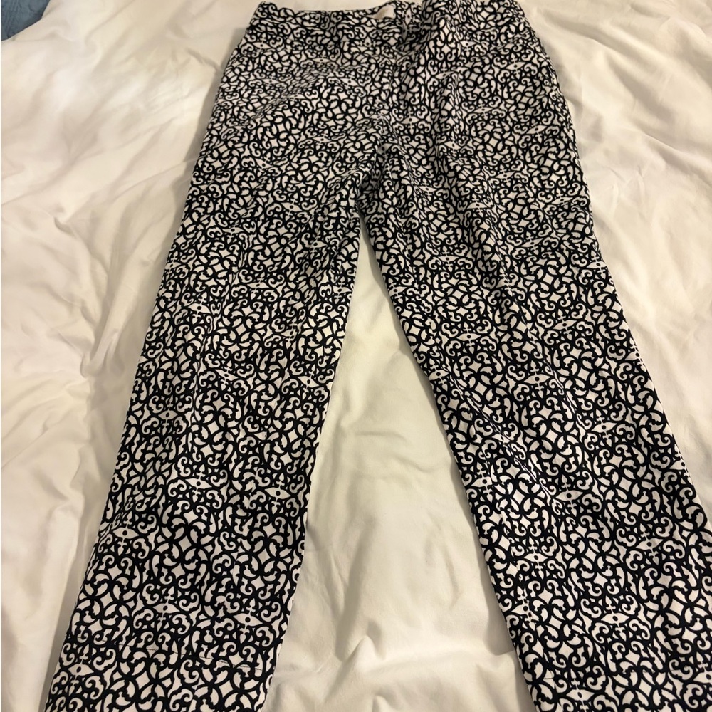 Laundryโ By Shelli Segal Black and White Patterned Garment